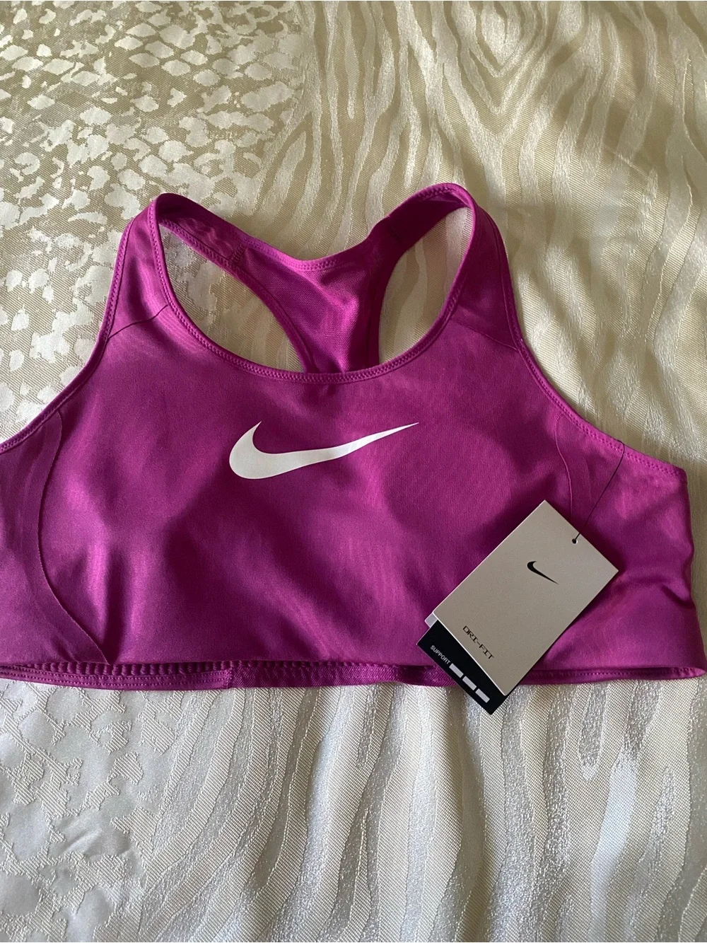 Nike Women's Swoosh Medium-Support Padded Sports Bra